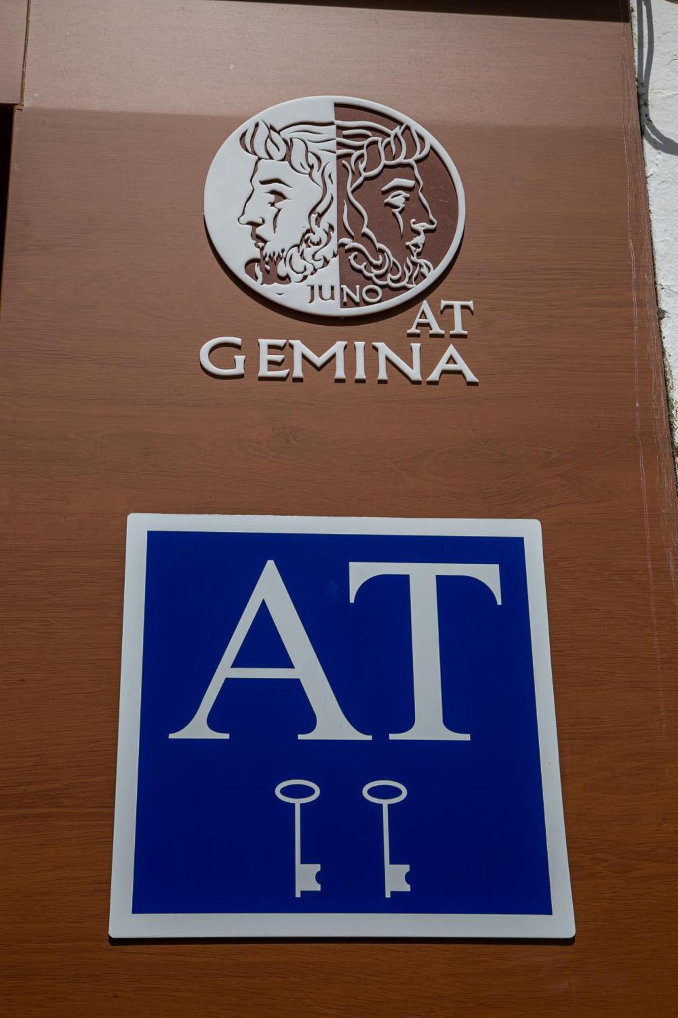 Apartamentos Gemina Merida Bagian luar foto