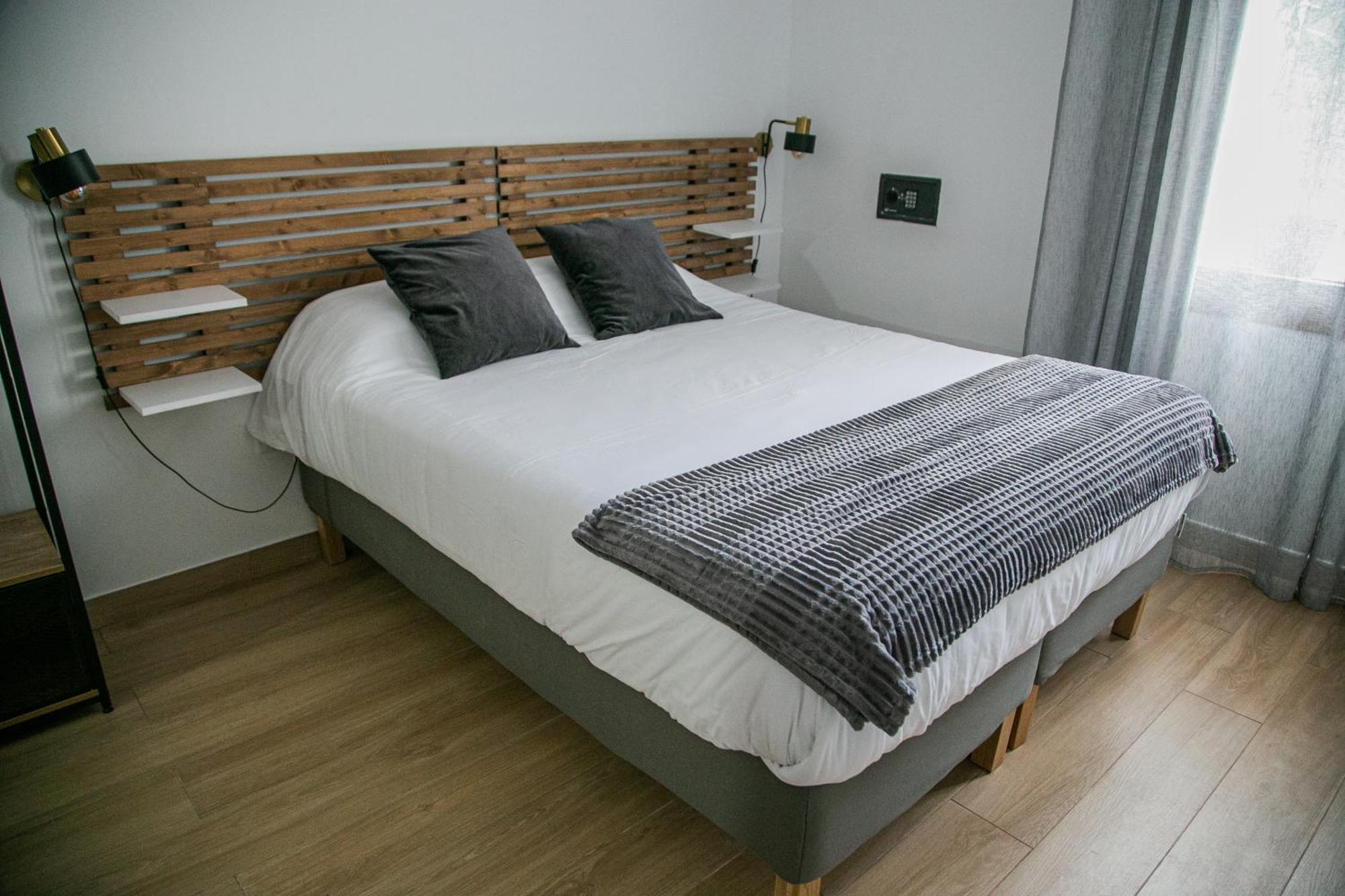 Apartamentos Gemina Merida Bagian luar foto